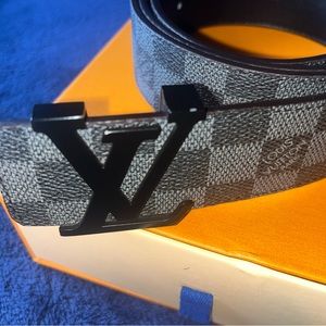 Louis Vuitton belt